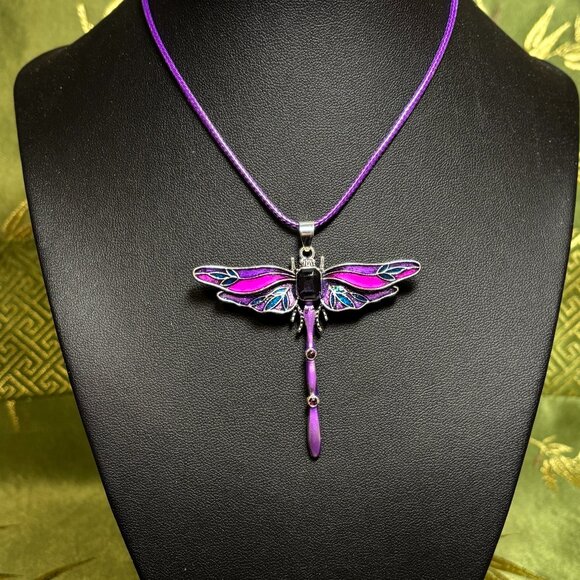 🌈 sale! 🌈 NEW Purple & pink enamel dragonfly necklace w purple woven neck cord - Picture 2 of 6